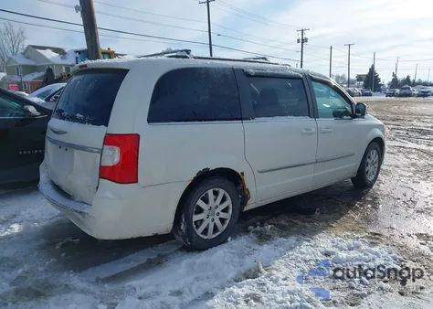 2013 Chrysler Town & Country Touring from USA, damaged, VIN 2C4RC1BGXDR744652